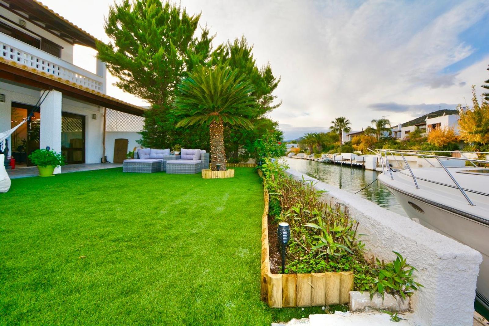 Villasonboard Dock Villa 3 Bed, 3 Bath, Canal, Greek Venice Porto Hydra Plépi Exterior photo