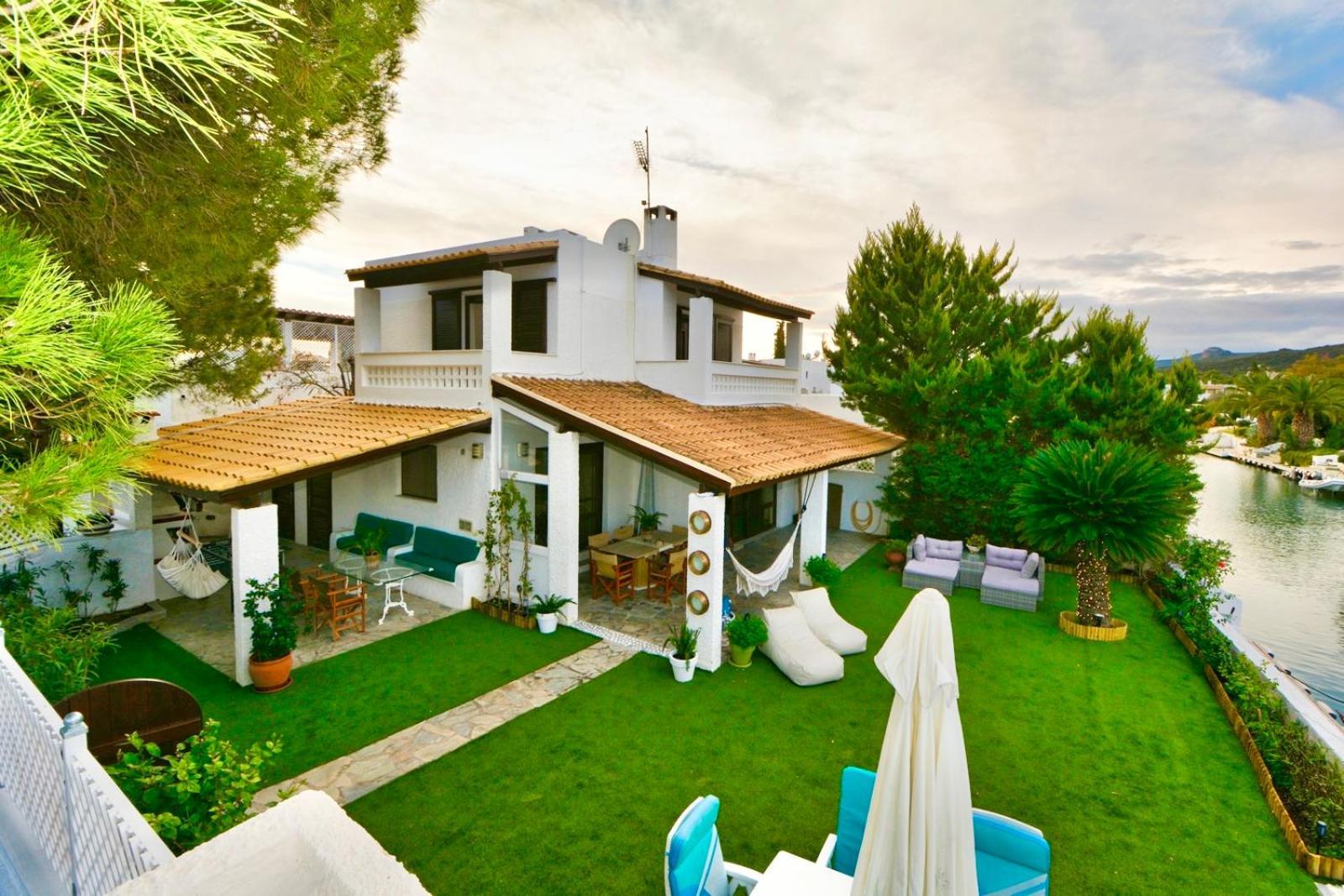 Villasonboard Dock Villa 3 Bed, 3 Bath, Canal, Greek Venice Porto Hydra Plépi Exterior photo