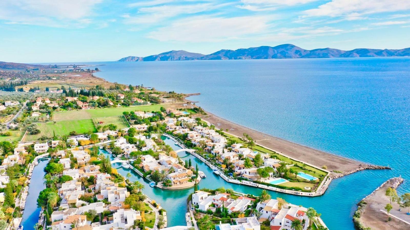 Villasonboard Dock Villa 3 Bed, 3 Bath, Canal, Greek Venice Porto Hydra Plépi Exterior photo